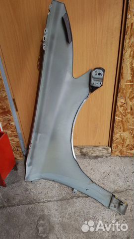 Крыло переднее левое Volvo S40 седан B5254T3 2009