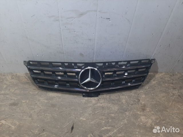 Решетка радиатора Mercedes ML W166