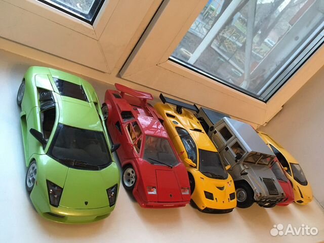 Коллекция моделей 1:18 Hot Wheels, AutoArt, Bburag