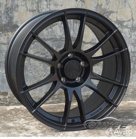 O.Z Racing Ultraleggera R18 J8 ET38 5X108 черные O.Z Racing Ultraleggera R18 J8 ET38 5X108 черные