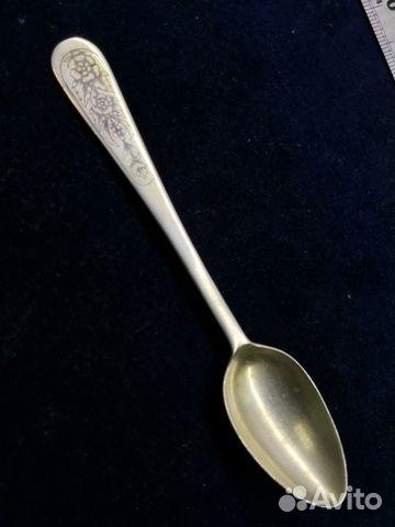 Серебряная чайная ложка Серебряная чайная ложка