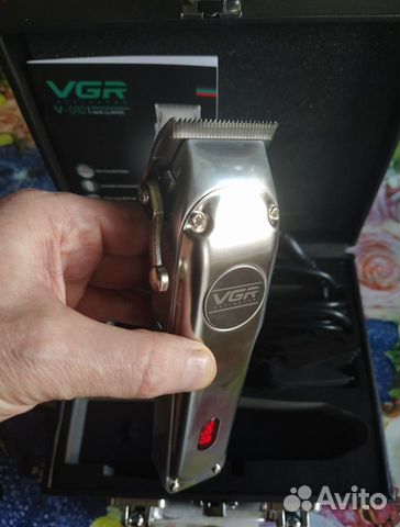 Профессиональная машинка для стрижки VGR V-032 Профессиональная машинка для стрижки VGR V-032