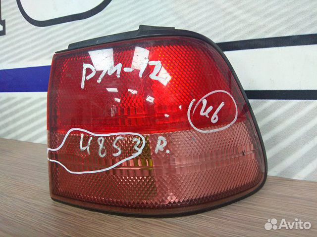 Фонарь задний задний правый Nissan Liberty PM12 Фонарь задний задний правый Nissan Liberty PM12