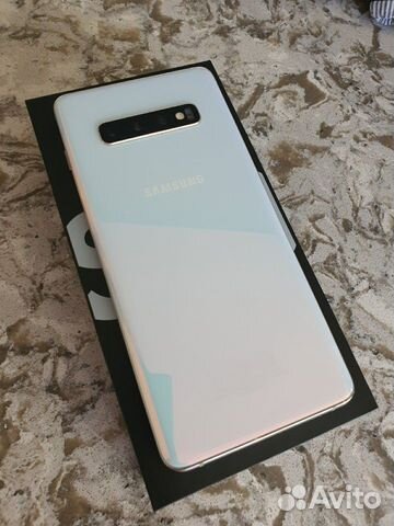 SAMSUNG Galaxy S10+