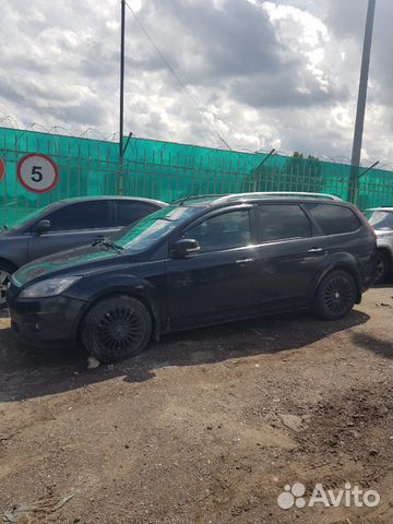 Ford Focus 1.8 МТ, 2010, 263 000 км Ford Focus 1.8 МТ, 2010, 263 000 км