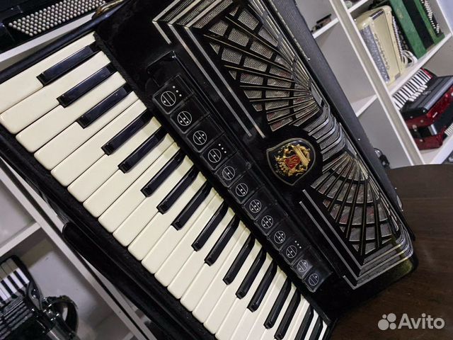 Аккордеон Royalstandard Selecta