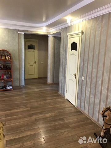 4-к квартира, 101 м², 3/6 эт.
