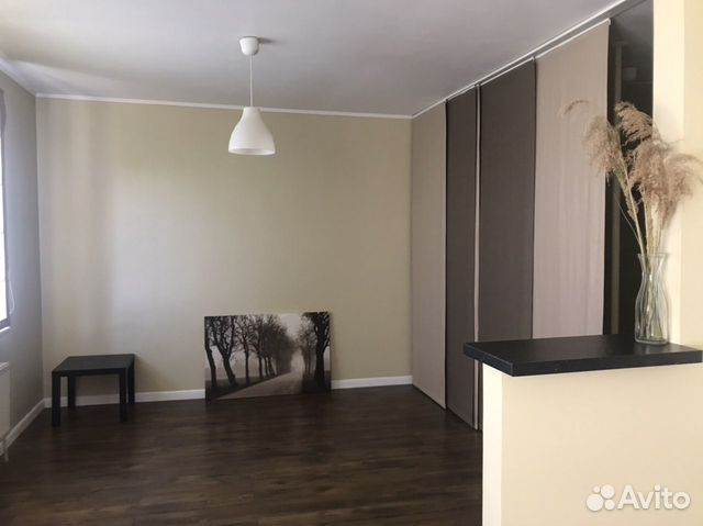 1-к квартира, 42 м², 1/4 эт.