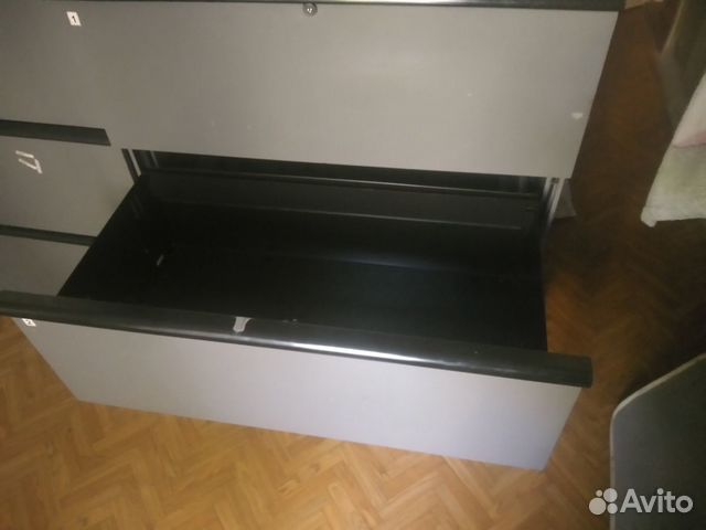 Металлический шкаф Металлический шкаф