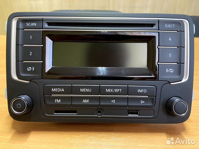 Штатная магнитола VAG RCD220 5KD035181
