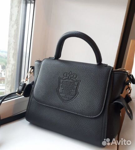 Сумка сумочка на ремешке черная кожаная женская Сумка сумочка на ремешке черная кожаная женская