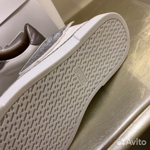 Кожаные кеды Hermes и сумка Bottega Veneta