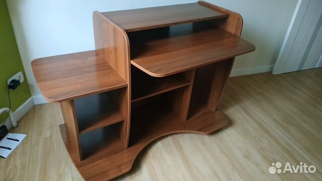 Письменный стол