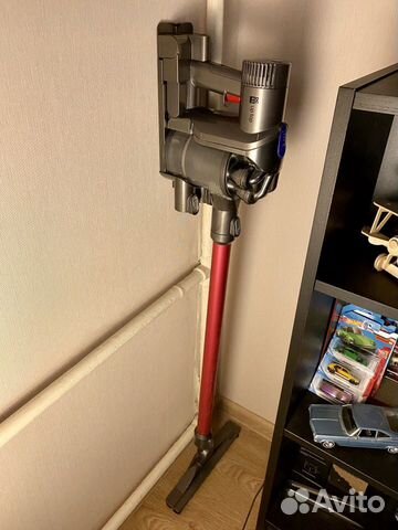 Dyson DC45 (+ насадки) Dyson DC45 (+ насадки)