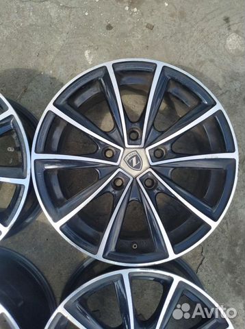 Диски бу литые R15 I на Nissan Renault Диски бу литые R15 I на Nissan Renault
