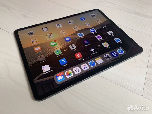 iPad Pro 12,9 (2018) 3 поколение iPad Pro 12,9 (2018) 3 поколение