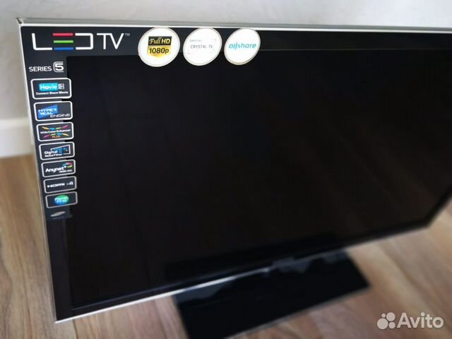 Телевизор LED 40