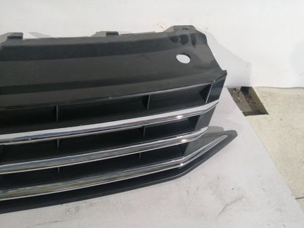Volkswagen Polo 5 2014-2020 решетка радиатора