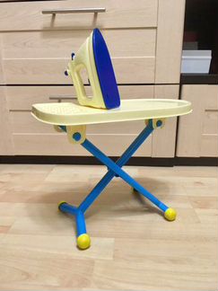 Игрушечный набор Детская гладильная доска с утюгом