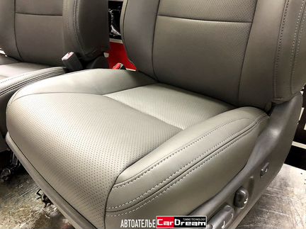 Кожаные сиденья Toyota Land Cruiser Prado 120