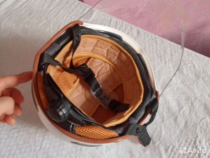 Мотоциклетный шлем белый XL