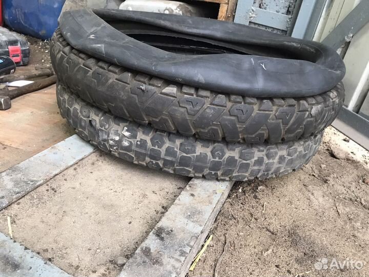 Покрышка на мопед