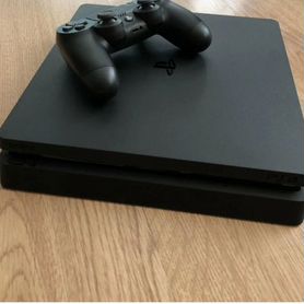 Sony playstation 4 slim