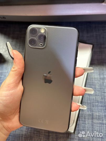 iPhone 11 Pro Max, 64 ГБ