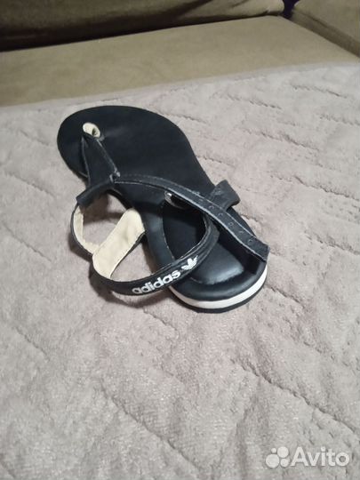 Шлепанцы женские