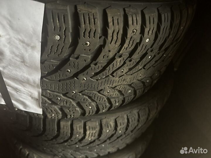 Nokian Tyres Hakkapeliitta 9 275/45 R20