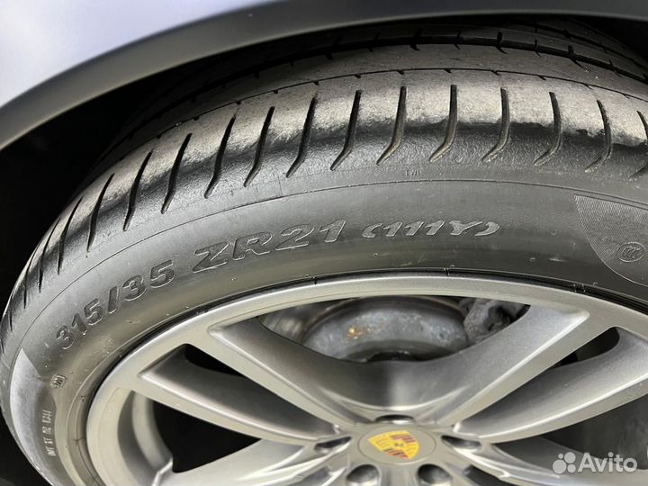 Kumho Ecsta PS71 285/40 R21 и 315/35 R21