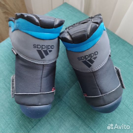 Ботинки детские Adidas climawarm р. 31