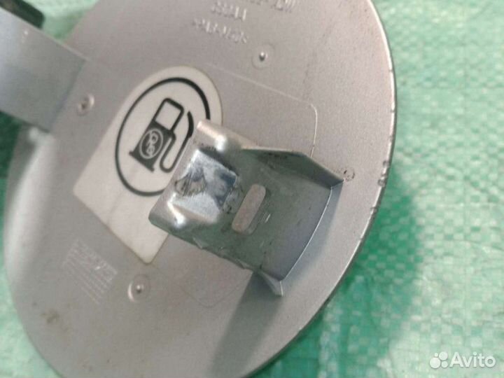 Лючок бензобака Ford Mondeo 3 2003