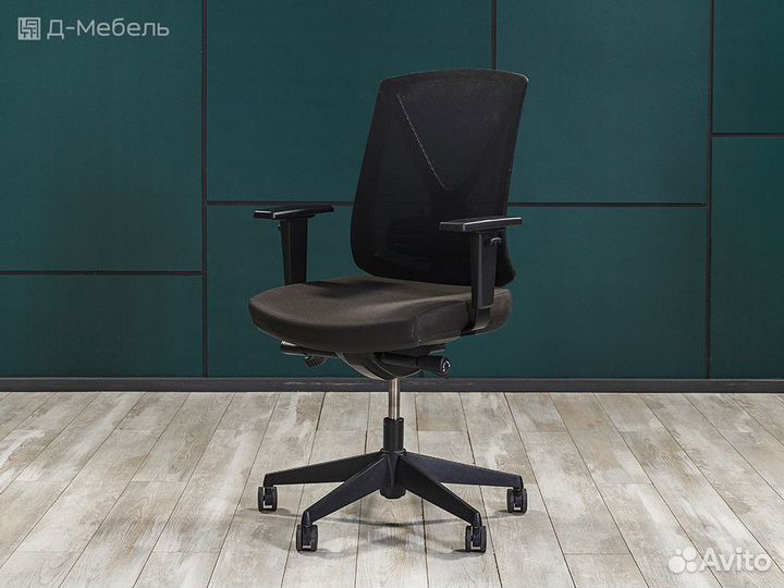 Кресло компьютерное для менеджера miro-3 Китай