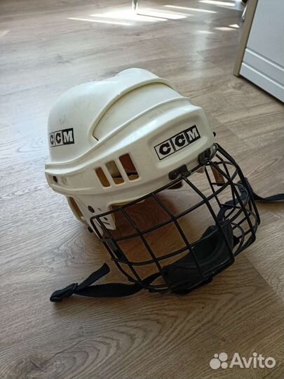 Хоккейное снаряжение