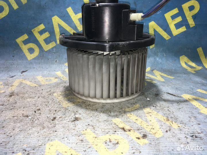 Радиатор моторчик печки Geely MK