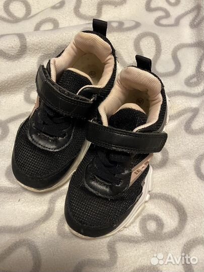 Кроссовки детские бу 26 размер