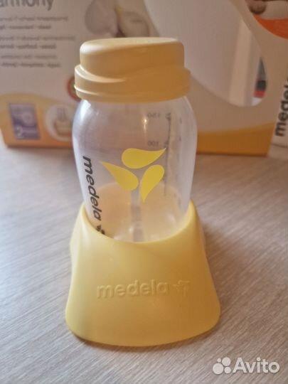 Молокоотсос ручной Medela Harmony