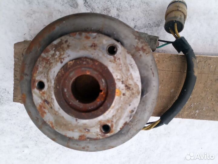 Генератор снегохода BRP