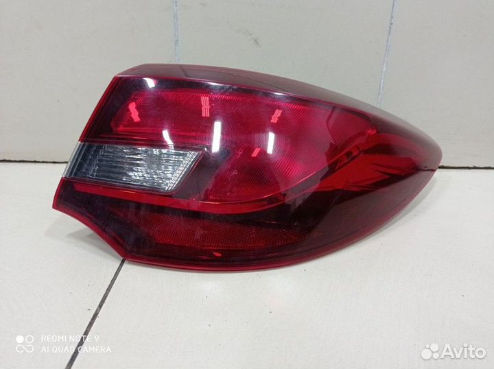 Фонарь правый задний в крыло Седан Opel Astra