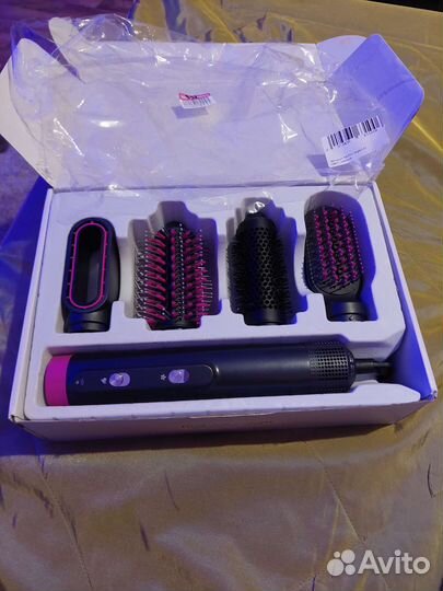 Выпрямитель для волос новый