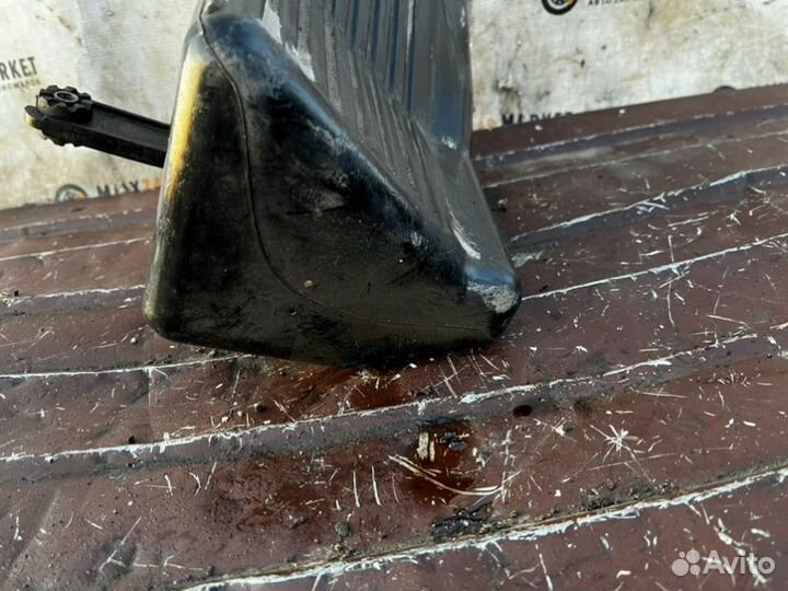 Резонатор воздушного фильтра Suzuki Grand Vitara 2