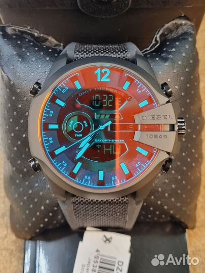 Часы Оригинальные новые diesel Mega Chief DZ4548
