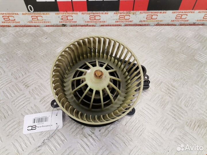 Моторчик печки для Peugeot-Citroen Xantia 95668114