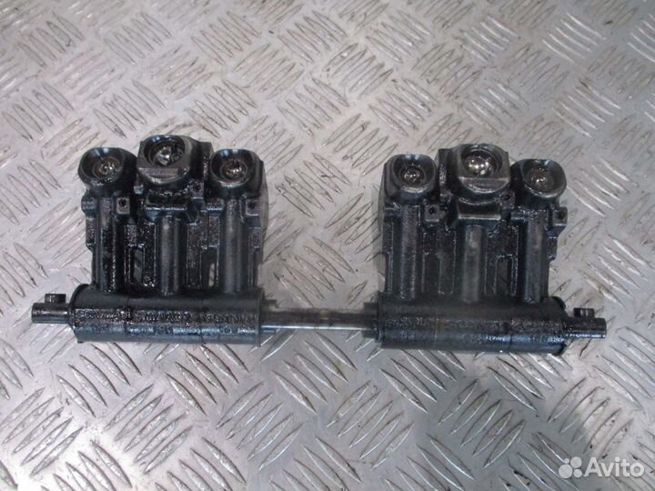 Вал роликовых толкателей в сборе Scania 2488136