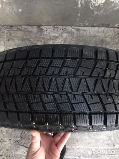 Bridgestone Blizzak DM-V1 225/60 R17