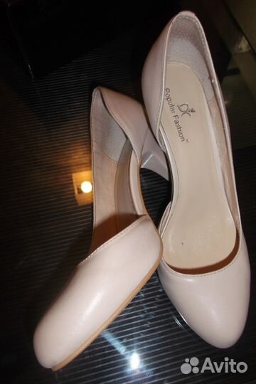 Продам новые туфли