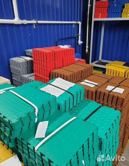 Модульная плитка пвх в спорт зал