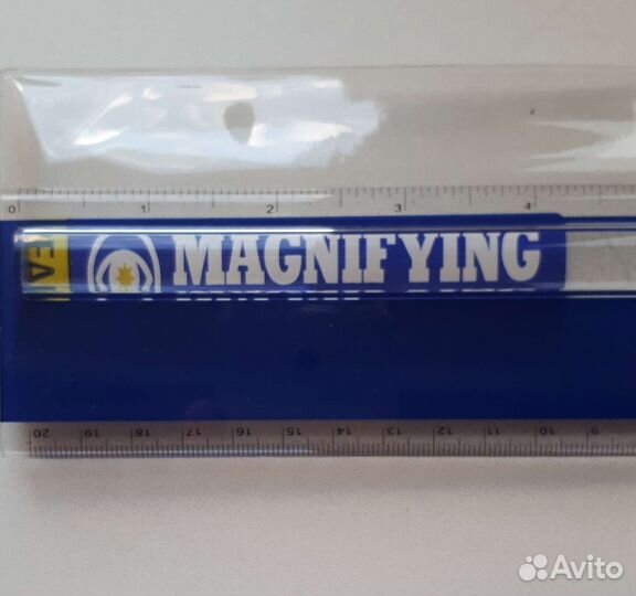Линейка с увеличительным стеклом