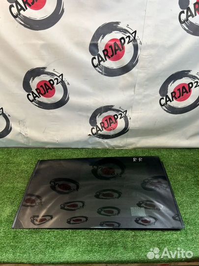 Форточка кузова задняя правая Honda Stepwgn RP5